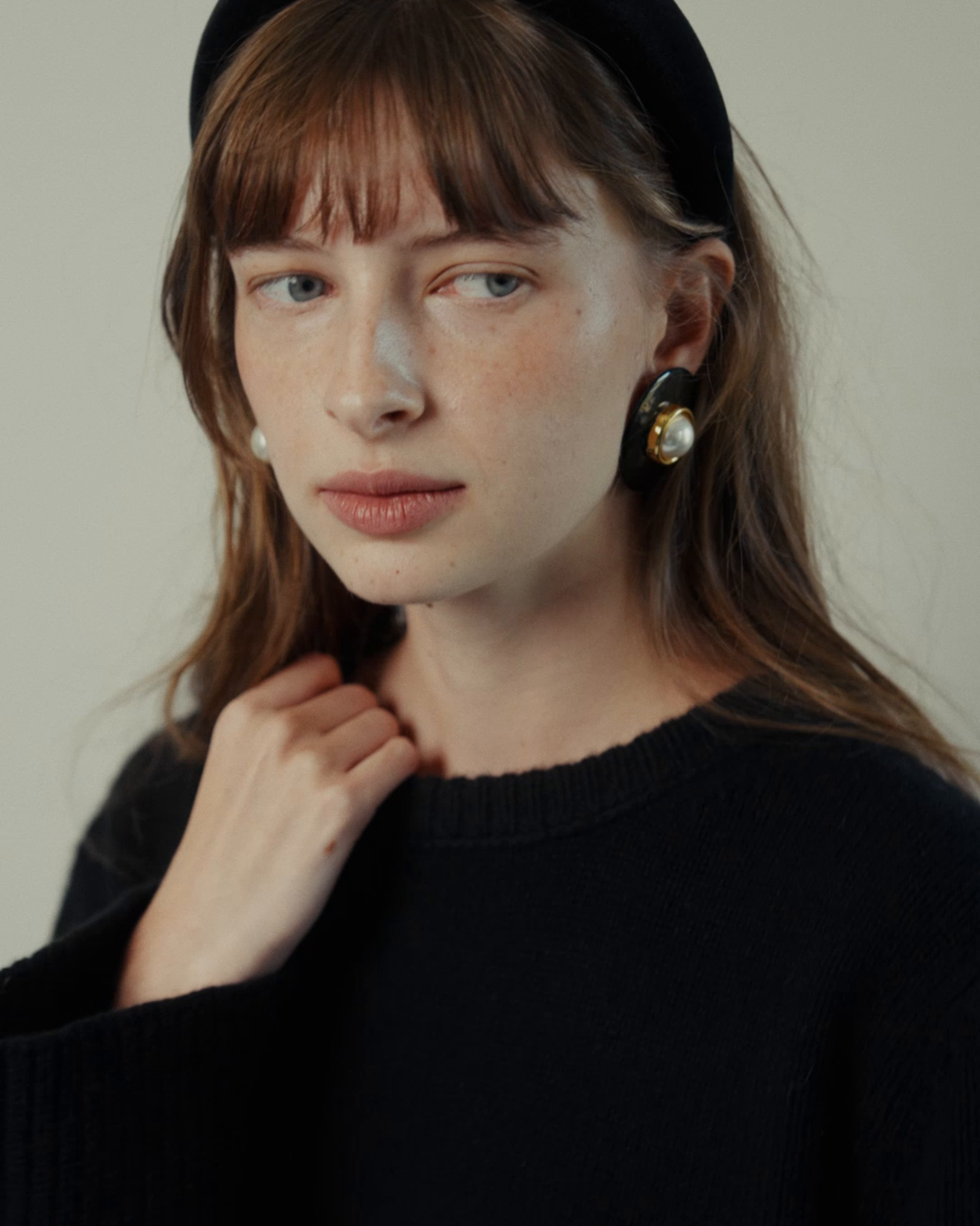 Gloria Convertible Sweater in Black